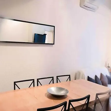 For 6 People * Collioure